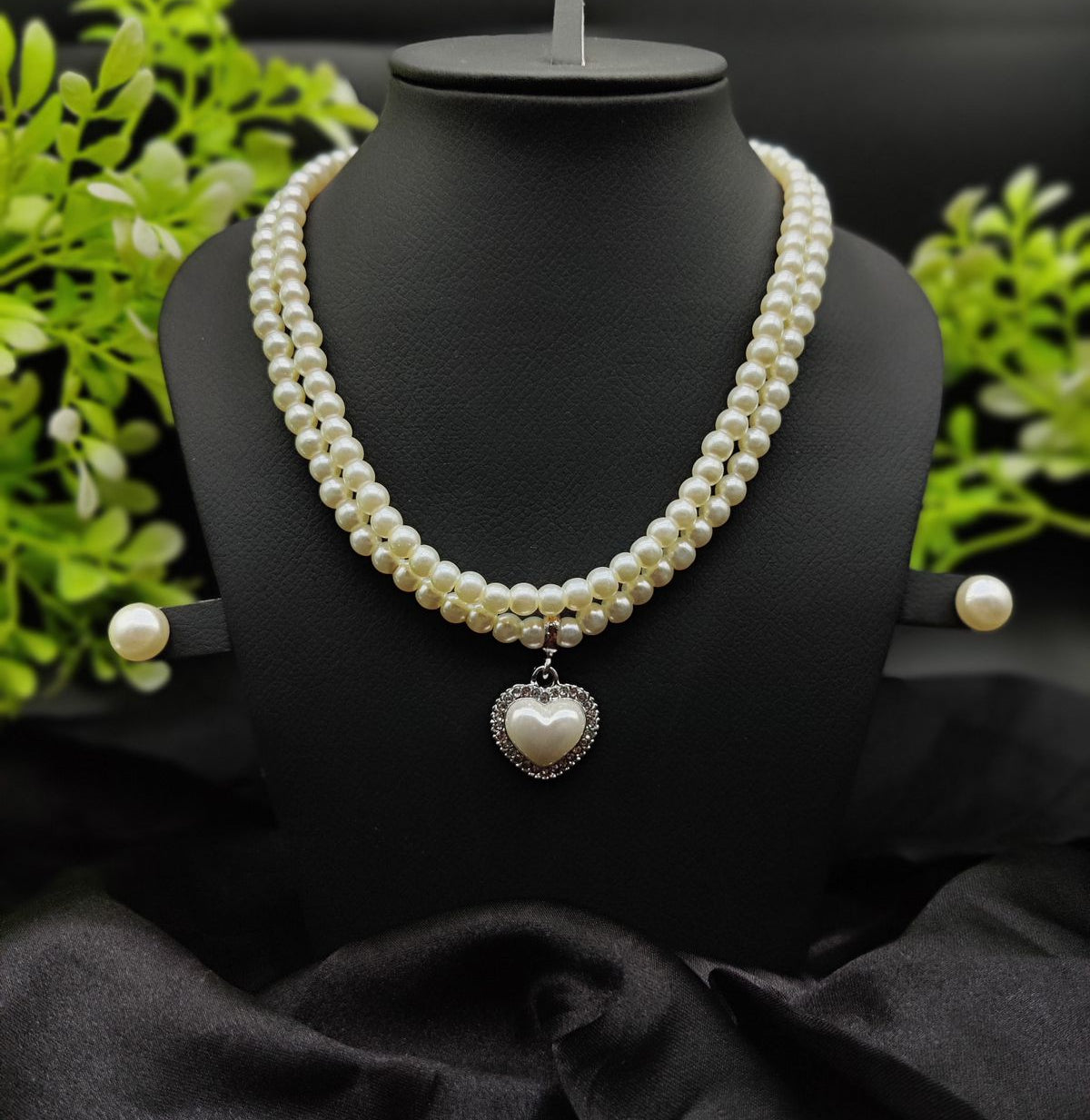 Timeless Pearl Necklace Set with Drop Earrings – Fashion Jewelry for Women