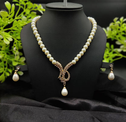 Timeless Pearl Necklace Set with Drop Earrings – Fashion Jewelry for Women