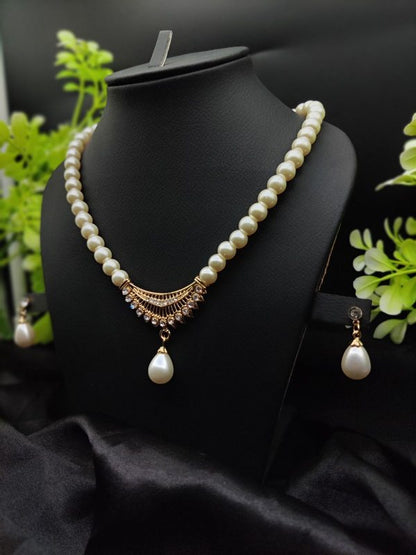 Timeless Pearl Necklace Set with Drop Earrings – Fashion Jewelry for Women