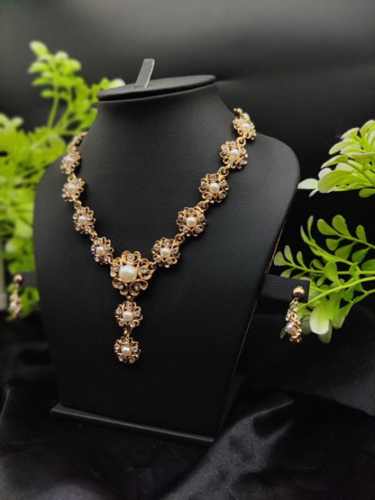 Timeless Pearl Necklace Set with Drop Earrings – Fashion Jewelry for Women