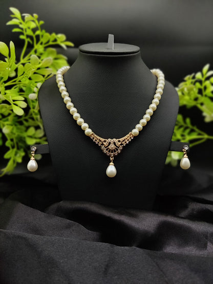 Timeless Pearl Necklace Set with Drop Earrings – Fashion Jewelry for Women