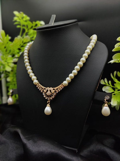 Timeless Pearl Necklace Set with Drop Earrings – Fashion Jewelry for Women